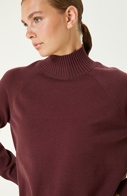 Bordo Düğme Detaylı Balıkçı Yaka Basıc Triko Kazak