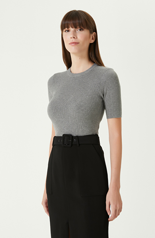 Gri Melanj Kısa Kol Basıc Triko Kazak Gri Melanj Kısa Kol Basıc Triko Kazak