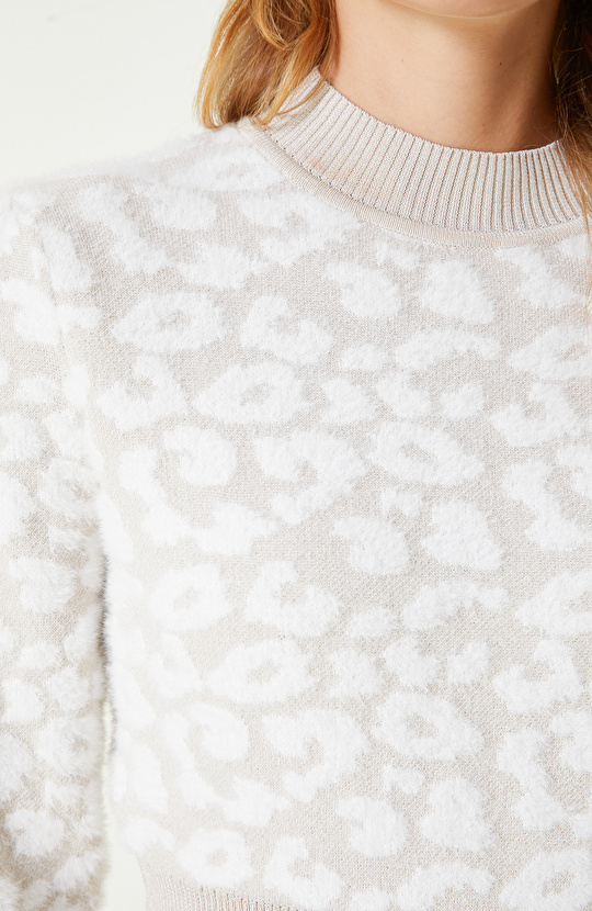 Bej Desenli Triko Kazak