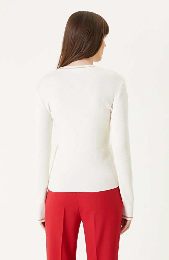 Kırık Beyaz Yün Triko Kazak