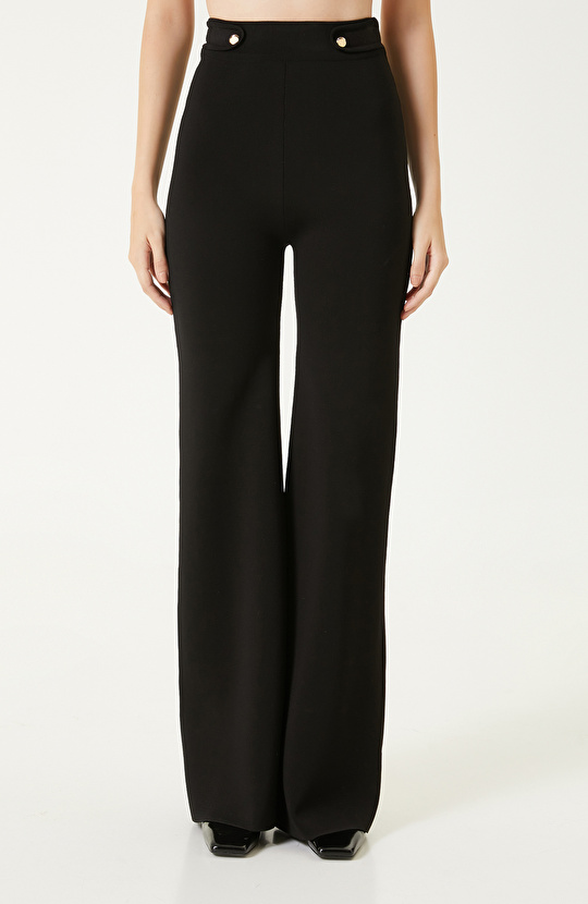 Siyah Flare Form Triko Pantolon