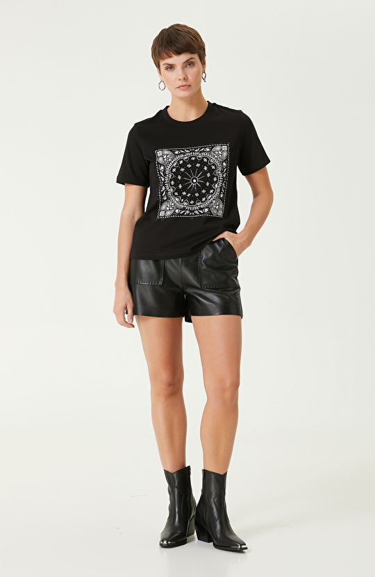Siyah Şal Desen  Baskılı Tshirt
