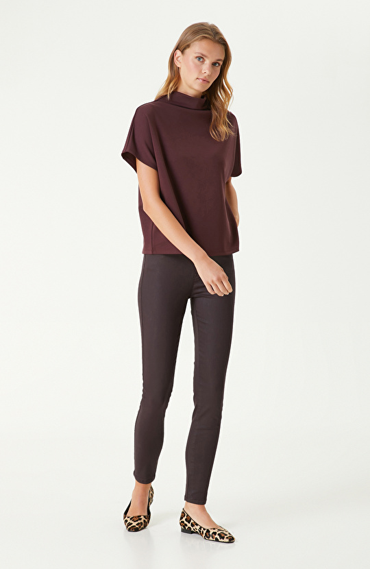 Bordo Çıtçıt Detaylı Tshırt