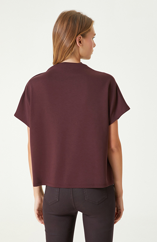 Bordo Çıtçıt Detaylı Tshırt