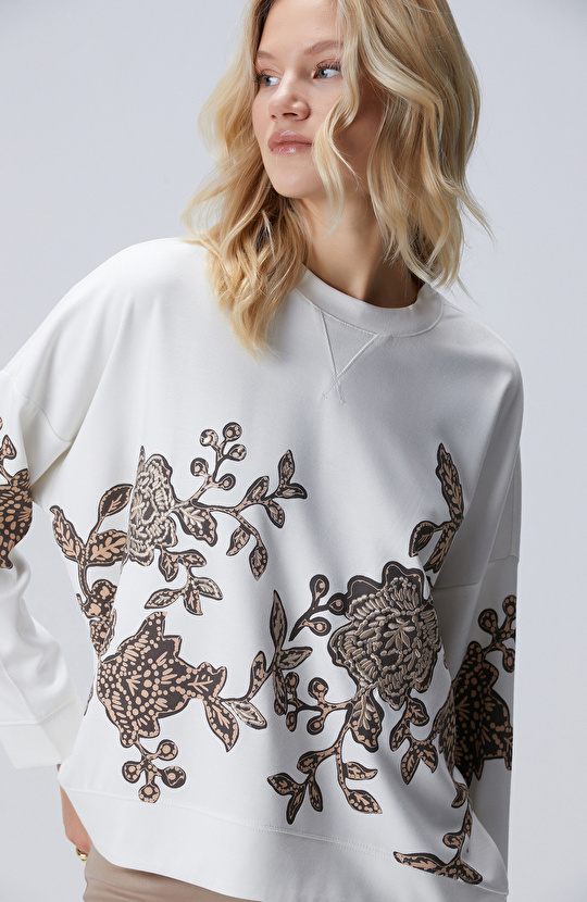 Kırık Beyaz Sweatshirt