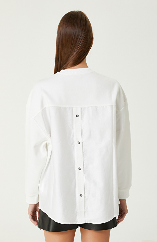 Kırık Beyaz Taş Baskı Detaylı SweaTshirt