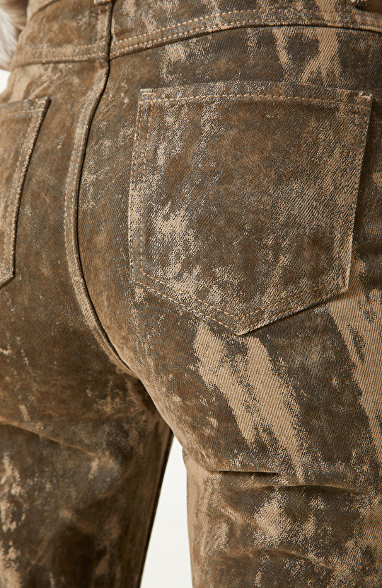 Haki Flok Baskılı Boot Cut Denim Pantolon