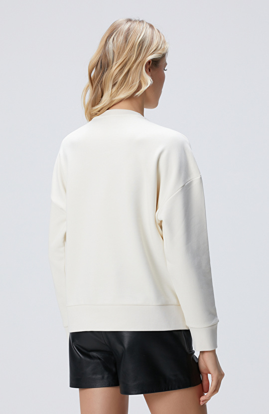 Kırık Beyaz Sweatshirt