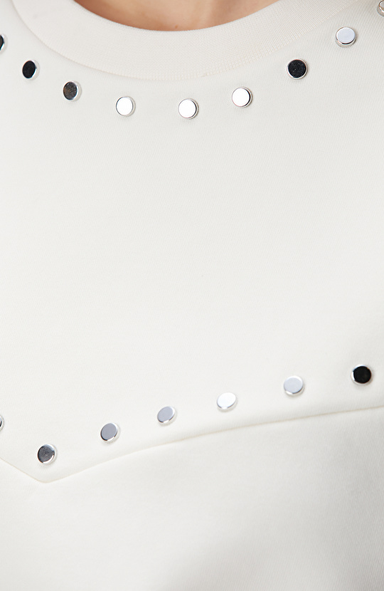 Kırık Beyaz Sweatshirt