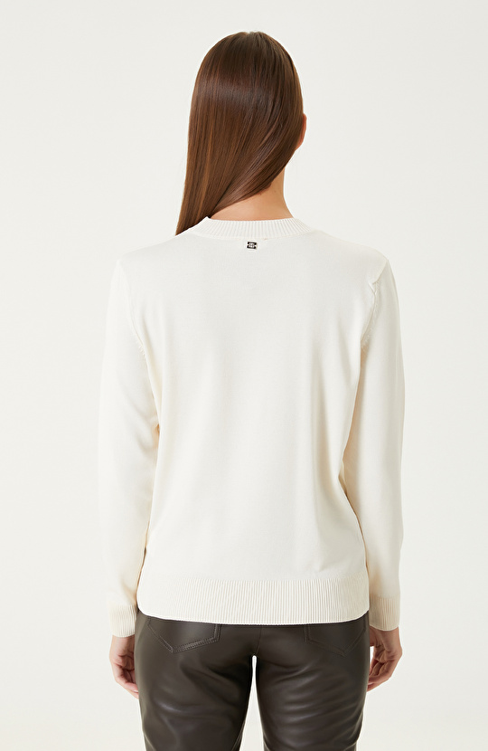 Kırık Beyaz Basic Kazak