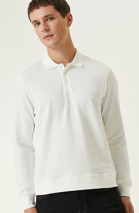Kırık Beyaz Polo Yaka SweaTshirt