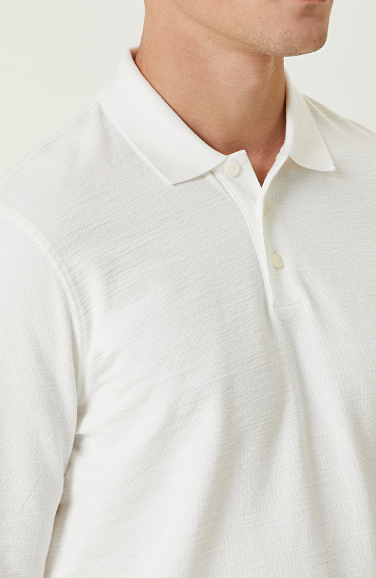 Kırık Beyaz Polo Yaka SweaTshirt