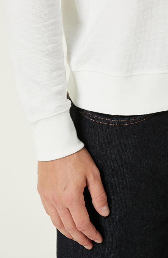 Kırık Beyaz Polo Yaka SweaTshirt