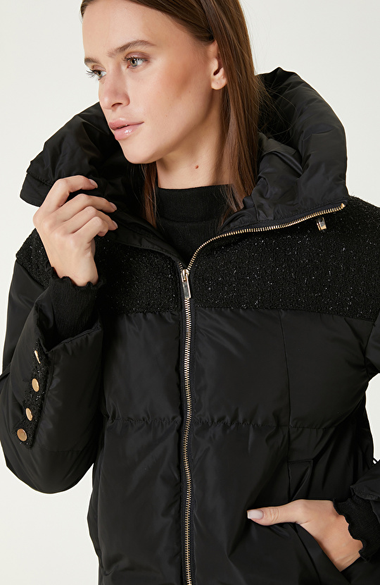 Siyah Kapitoneli Mont