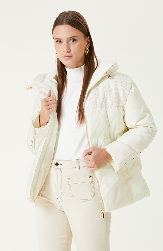 Kırık Beyaz Kapitoneli Mont Kırık Beyaz Kapitoneli Mont