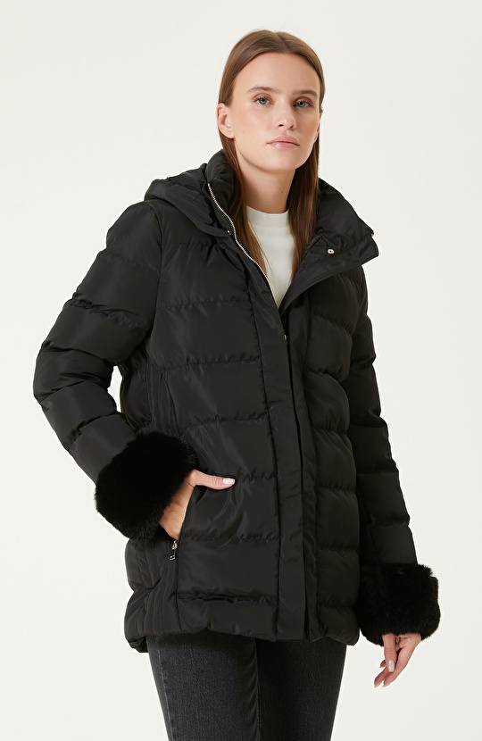 Siyah Kapitoneli Kaban