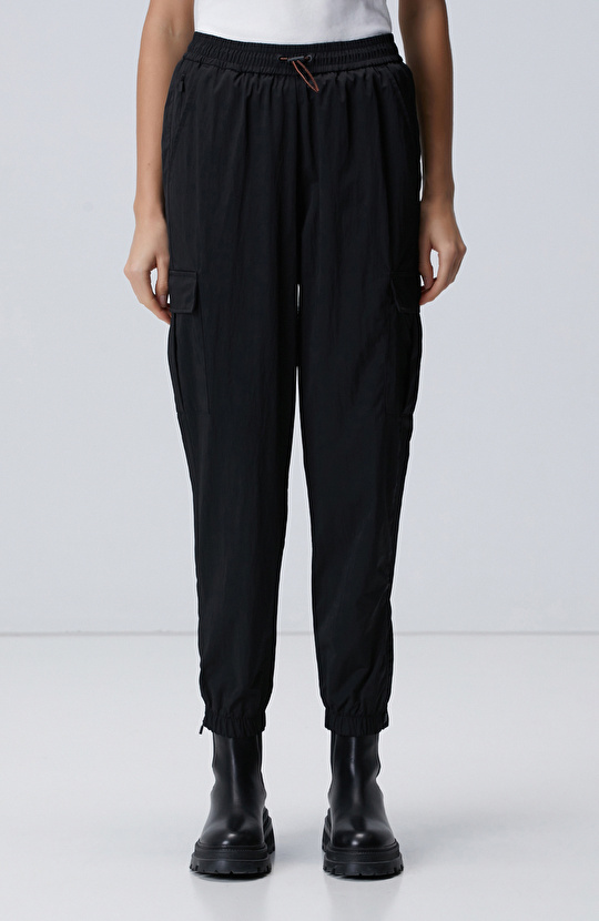 N-Tech Siyah Pantolon