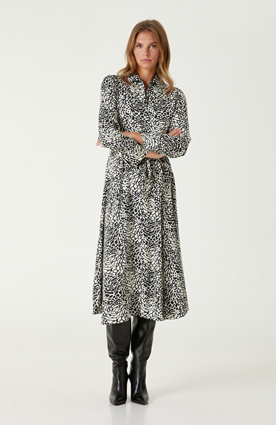 Siyah Beyaz Desenli Elbise