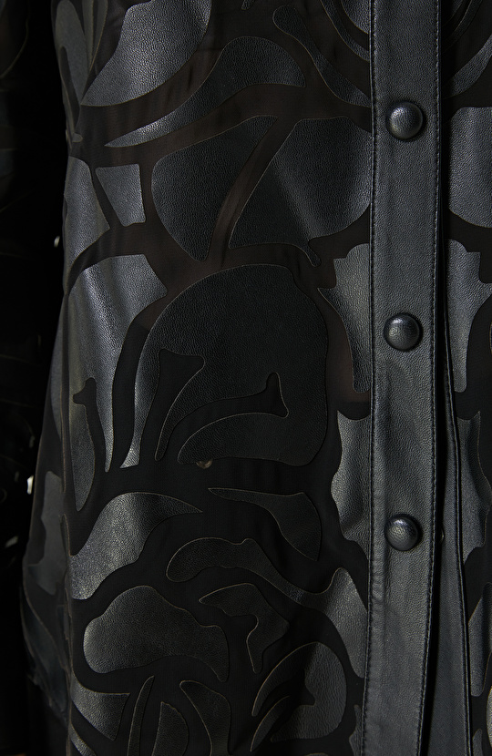 Siyah Limited Kesik Desen Detaylı Deri Gömlek