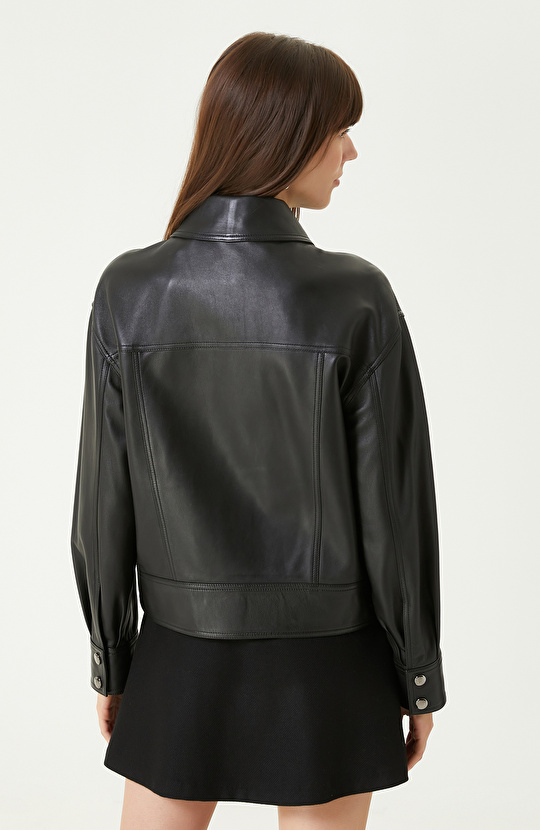 Siyah Çıtçıt Kapama Deri Mont