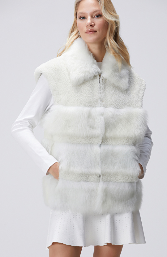 Kırık Beyaz Şerit Detaylı Deri Yelek 