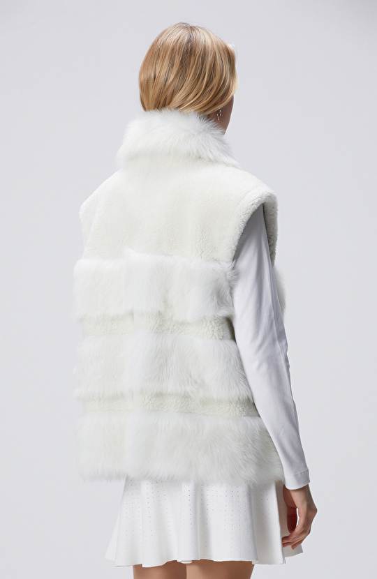 Kırık Beyaz Şerit Detaylı Deri Yelek 