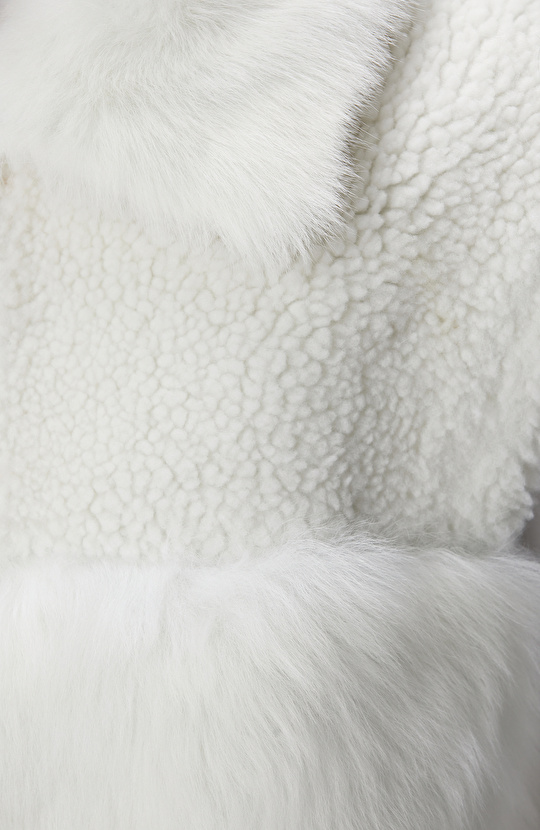 Kırık Beyaz Şerit Detaylı Deri Yelek 