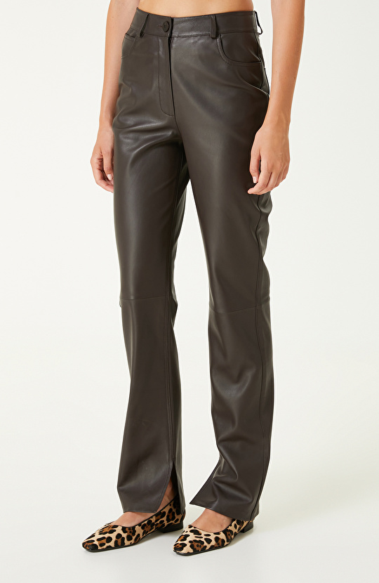 Acı Kahve Paçası Yırtmaçlı Deri Pantolon