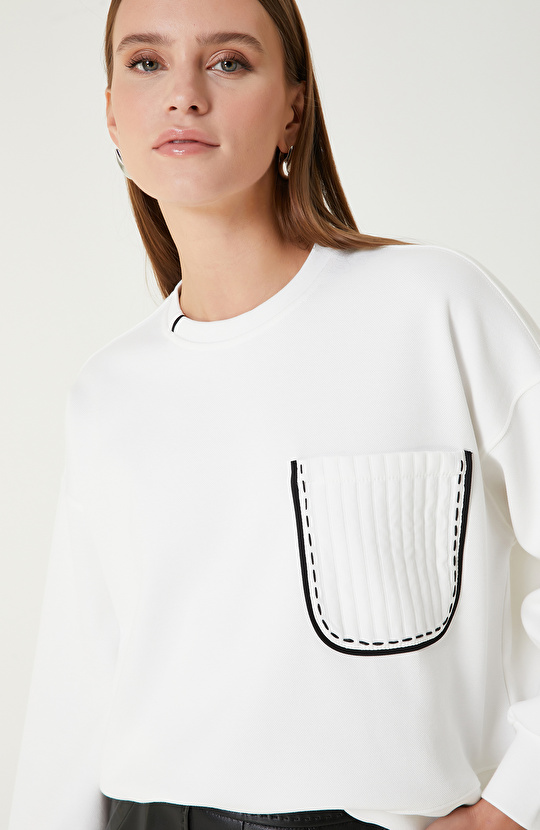 Kırık Beyaz Sweatshirt