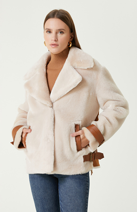 Kırık Beyaz Deri Kaban