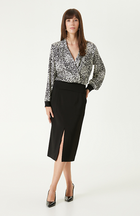 Siyah Beyaz Desenli Bluz