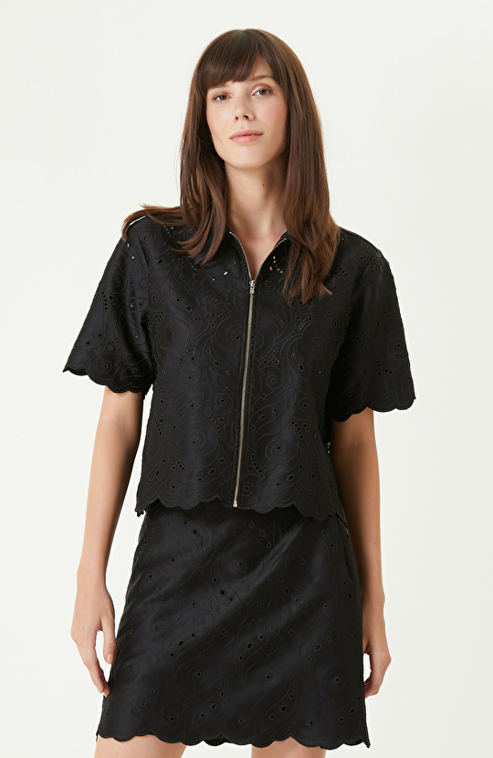 Siyah Fermuarlı Güpür Gömlek