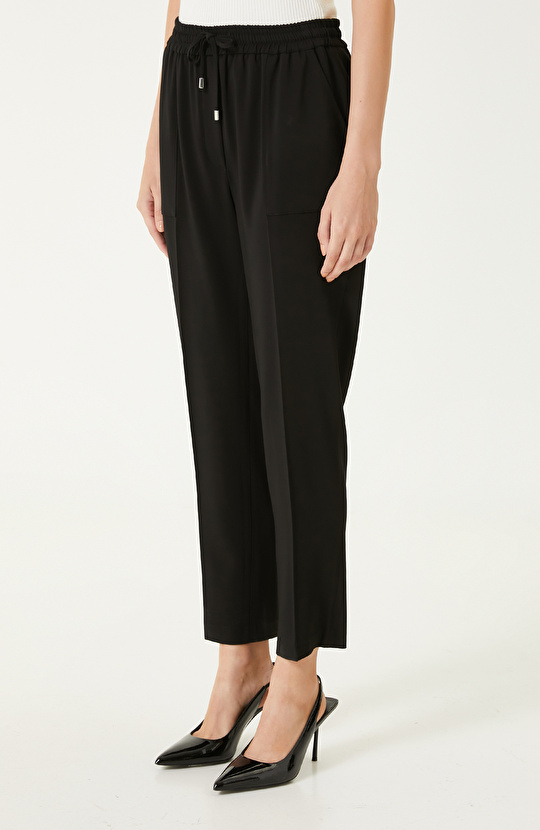 Siyah Beli Lastikli Pantolon 