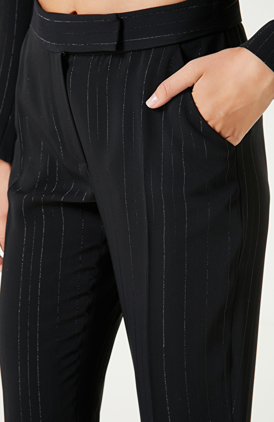 Siyah Lurex Çizgili Pantolon