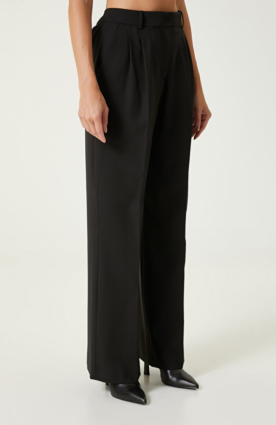 Siyah Yün Karışımlı Pantolon 