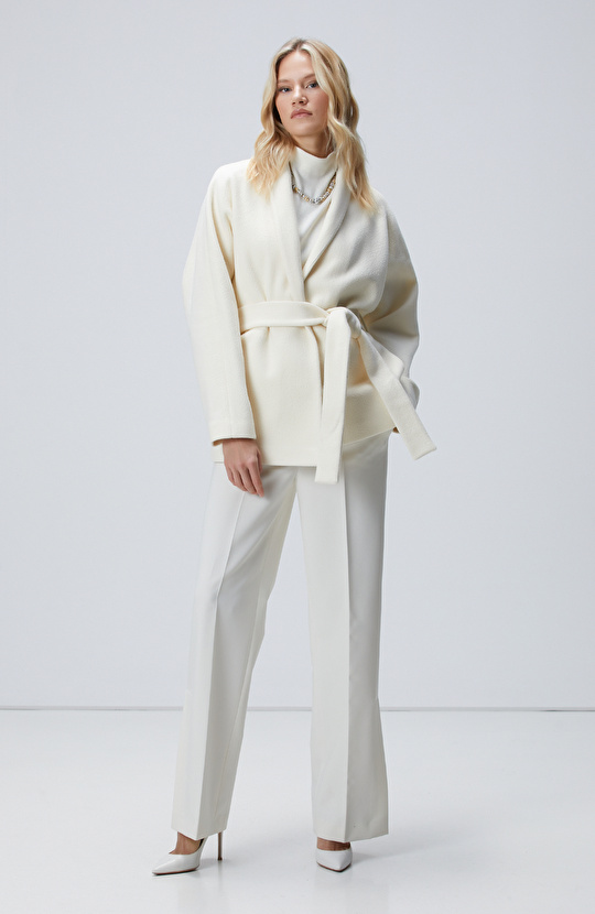 Kırık Beyaz Yün Karışımlı Kaban