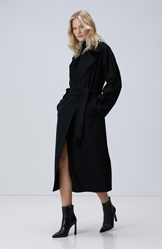 Siyah Limited Yün Manto