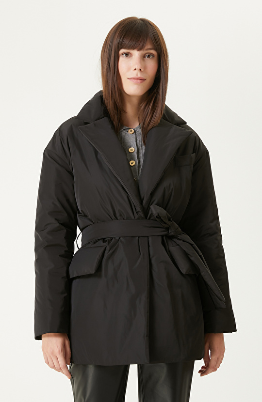 Siyah Puffer Kaban