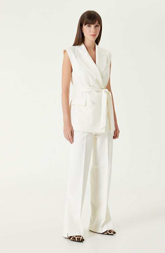 Kırık Beyaz Yün Karışımlı Yelek 