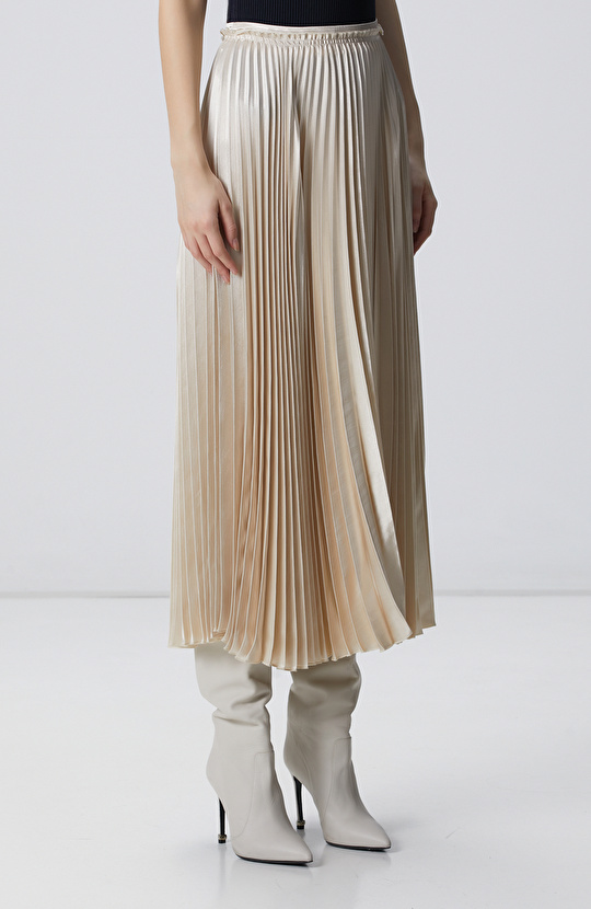 Kırık Beyaz Piliseli Maxi Etek 