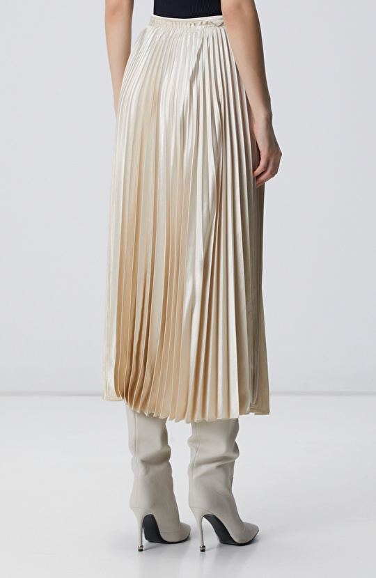 Kırık Beyaz Piliseli Maxi Etek 