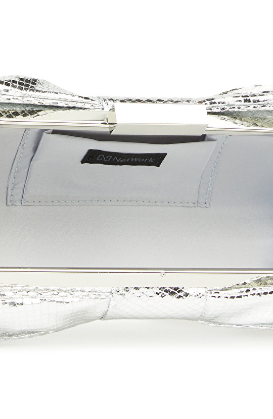 Gümüş Yılan Baskılı Kadın Clutch