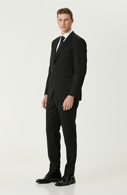 Siyah Loro Piana Kumaşından Üretilmiş Limited Yün Takım Elbise 