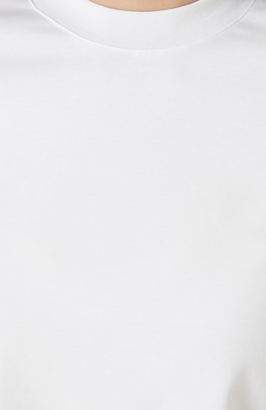 Beyaz Uzun Kol Basıc Tshırt