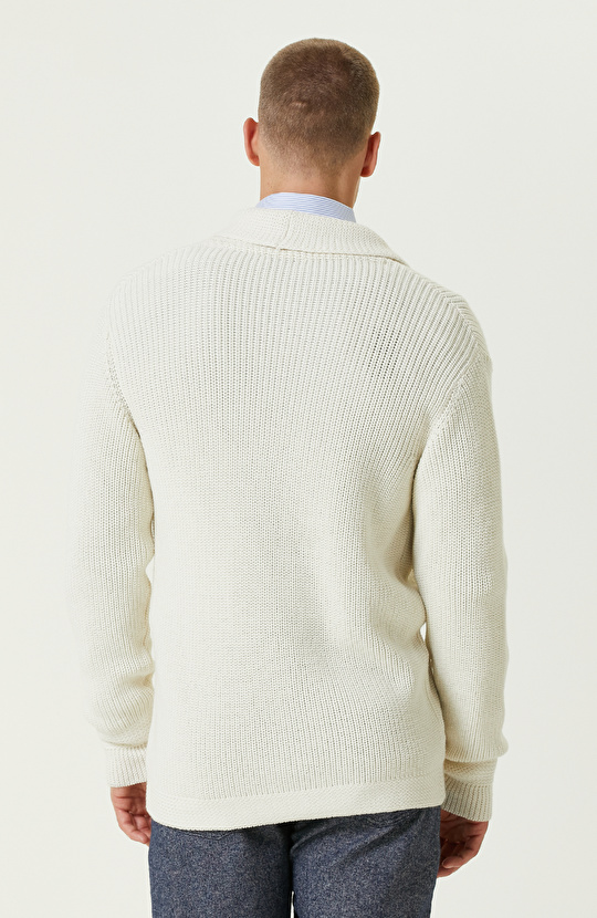 Ekru Şal Yaka Hırka