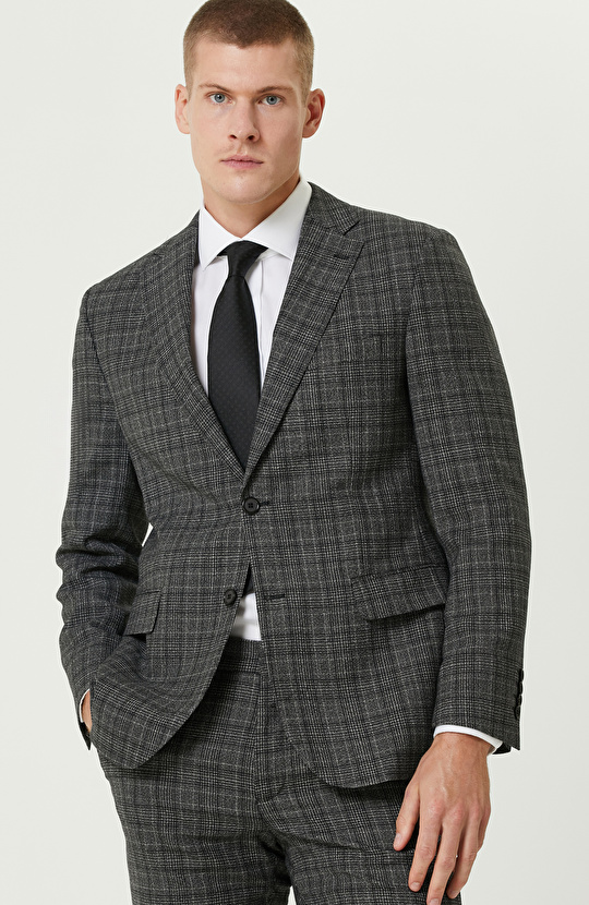 Siyah Yün Karışımlı Takım Elbise