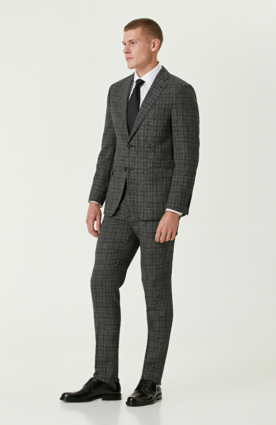 Siyah Yün Karışımlı Takım Elbise