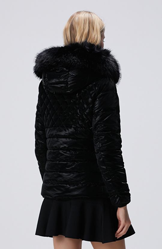 Siyah Kapüşonlu Çift Taraflı Mont