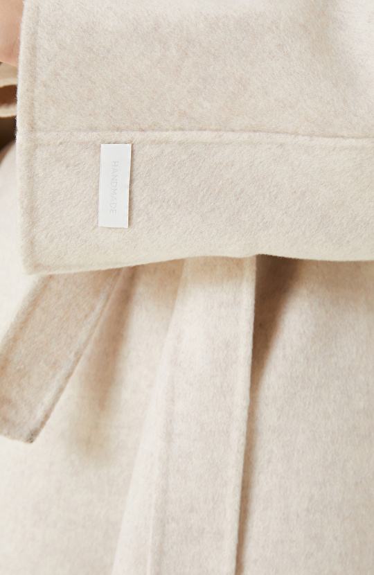 Bej Melanj Dikişsiz Handmade Yün Manto 