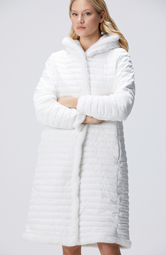 Kırık Beyaz Kapüşonlu Çift Taraflı Kaban